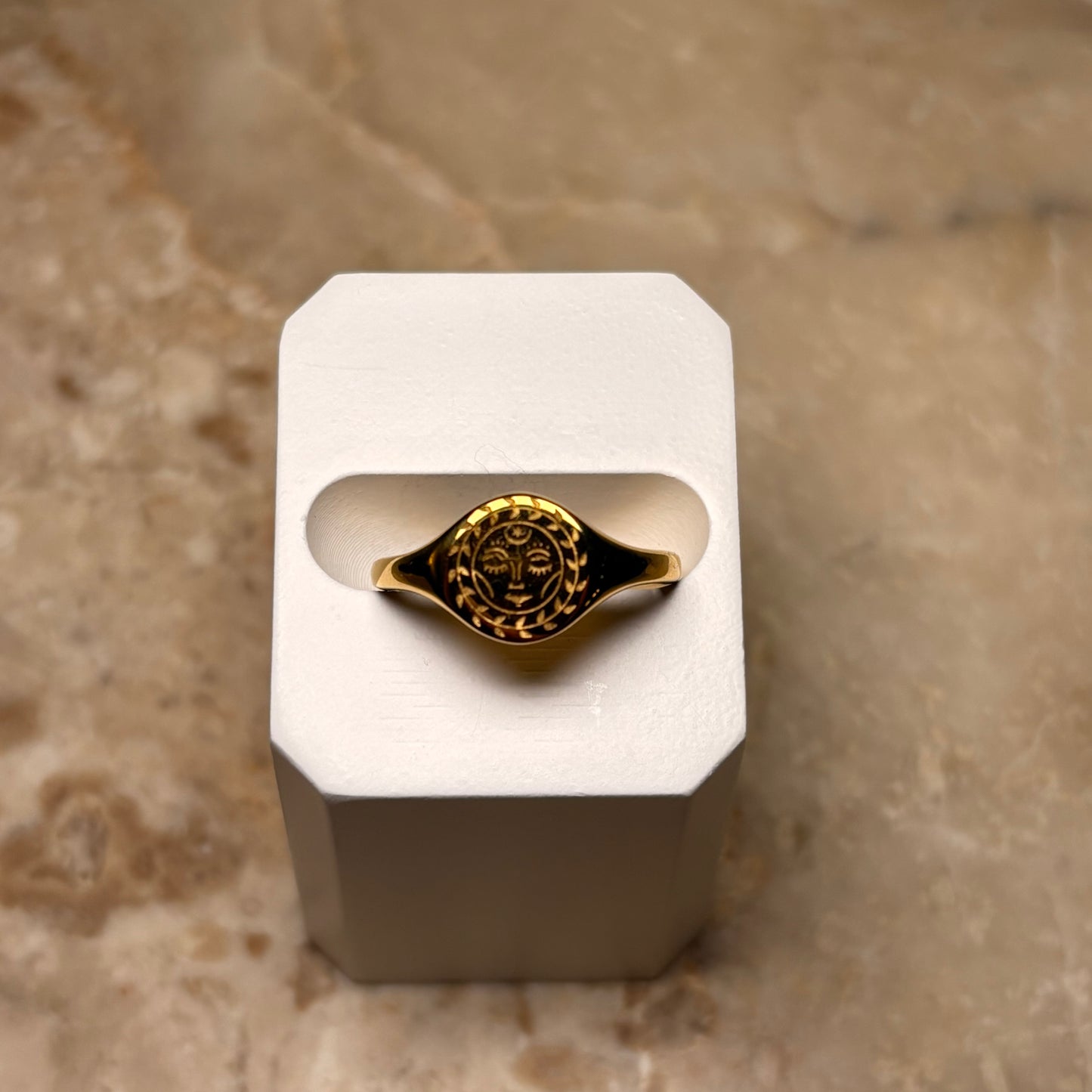 Godess Ring