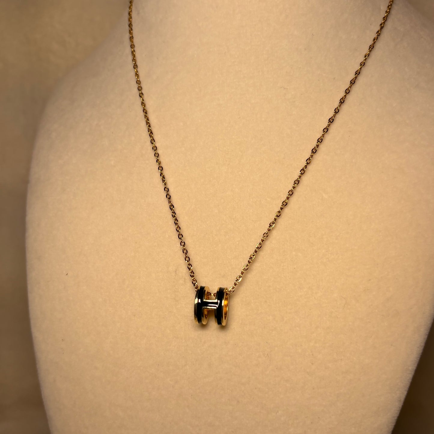 Elin Necklace